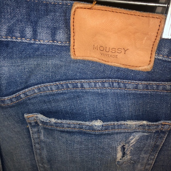 Moussy Vintage Helendale Distressed Skinny Jeans in Light Blue, Size 28. - Picture 7 of 16